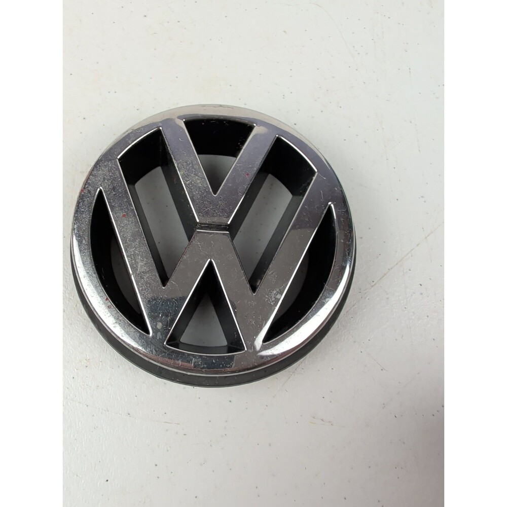 OEM Volkswagen VW Front Grille Emblem Badge Logo Jetta Golf MK4